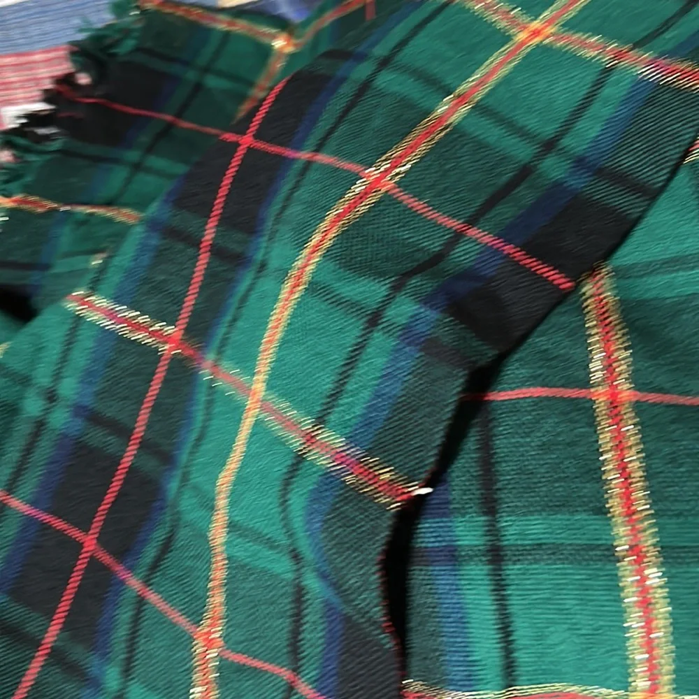 NWOT Holiday Throw
